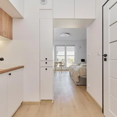 Apartment New Studio Teczowa With Free Garage By Renters Wroclaw